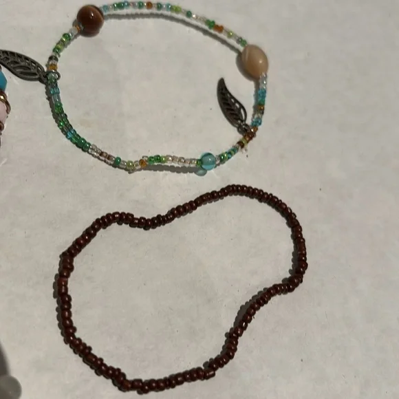 Multicolor Beaded Bracelet Stack - Picture 10 of 11